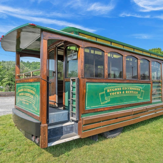 Hardwick Farmers Guild Trolley Tour